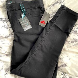 LULAROE Black Denim Jeans Size 34 NWT